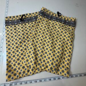 Vera Bradley Yellow and Black shoe bags. I don’t see a Vera Bradley anywhere. I